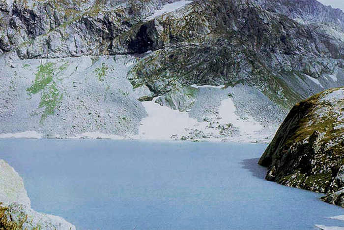 Ледяное Клухорское озеро